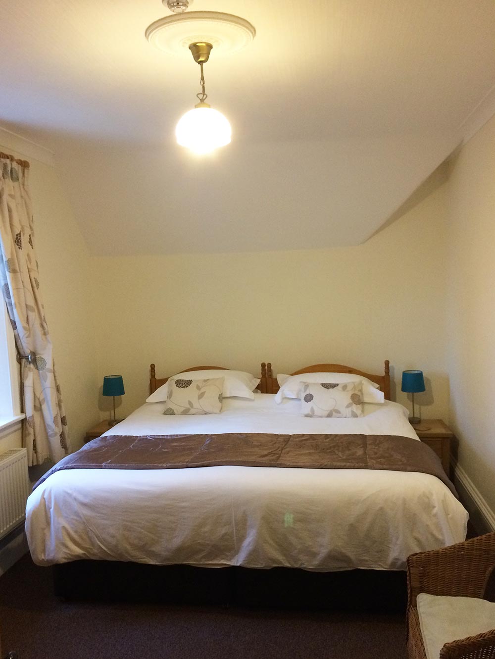 Bed & Breakfast Glengarry House