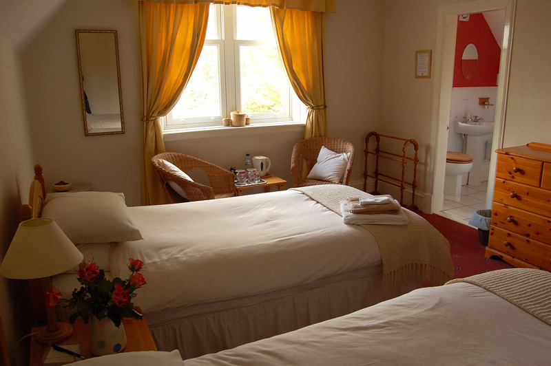 Glengarry House » Bed & Breakfast